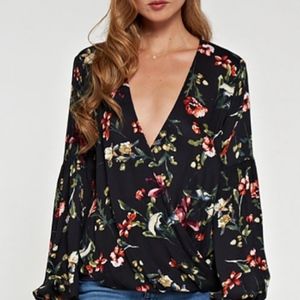 lovestitch Tops - NWT Lovestitch Printed Floral Top lovestitch Tops - NWT Lovestitch Printed Floral Top